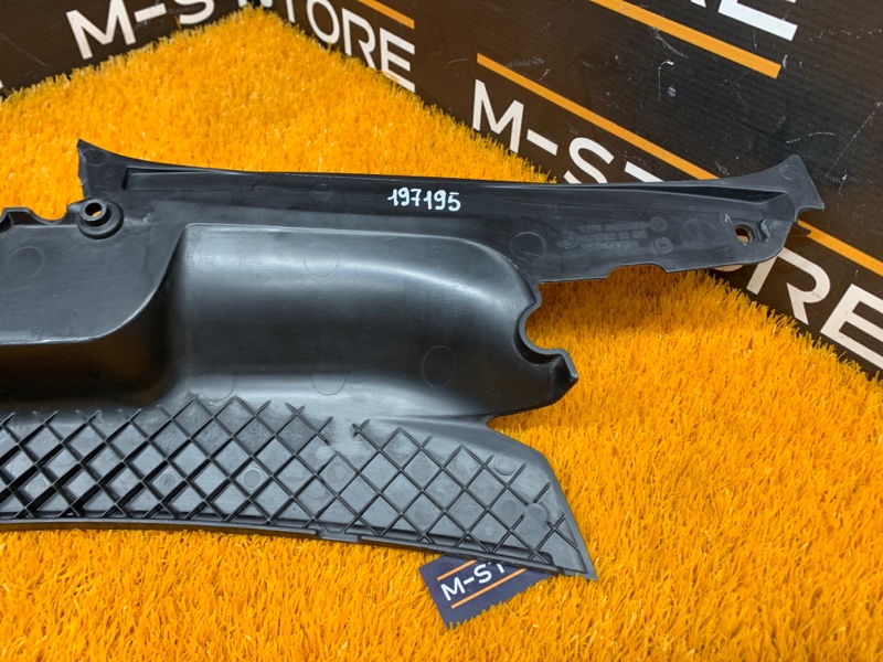 Накладка замка капота, 1500 рублей, Красноярск