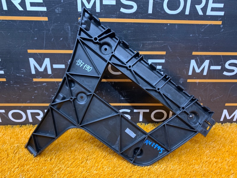 крепление бампера, 450 рублей, Красноярск