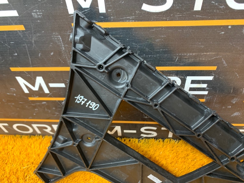 крепление бампера, 450 рублей, Красноярск