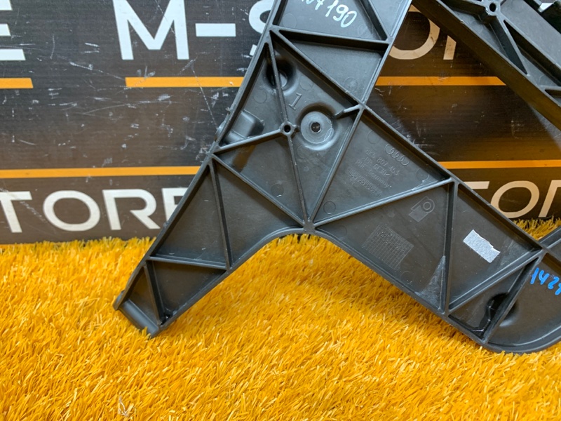 крепление бампера, 450 рублей, Красноярск