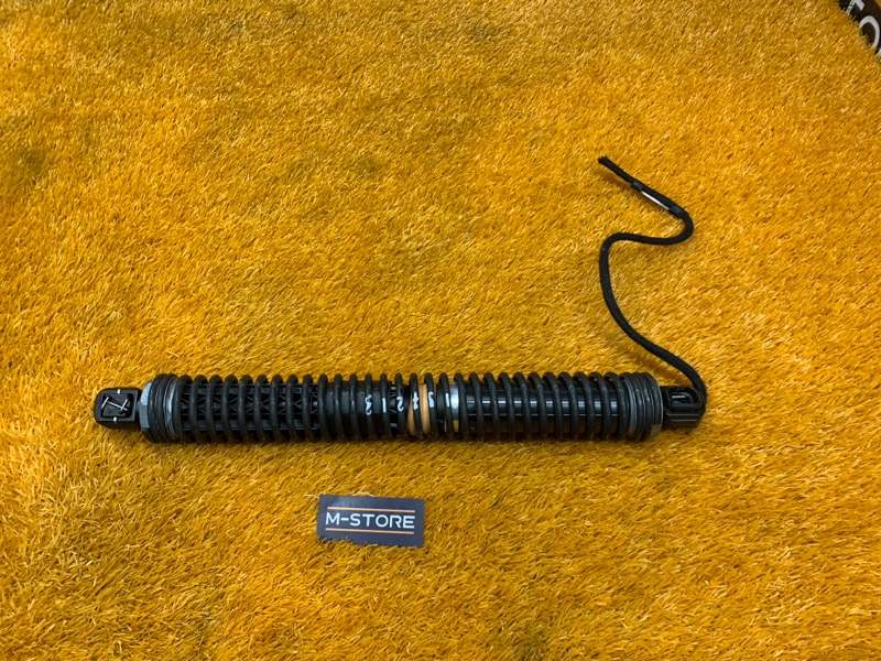 амортизатор багажника, 3500 рублей, Красноярск