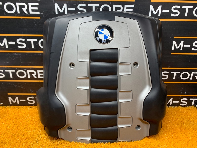 крышка двигателя, 1000 рублей, Красноярск