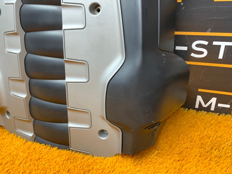 крышка двигателя, 1000 рублей, Красноярск