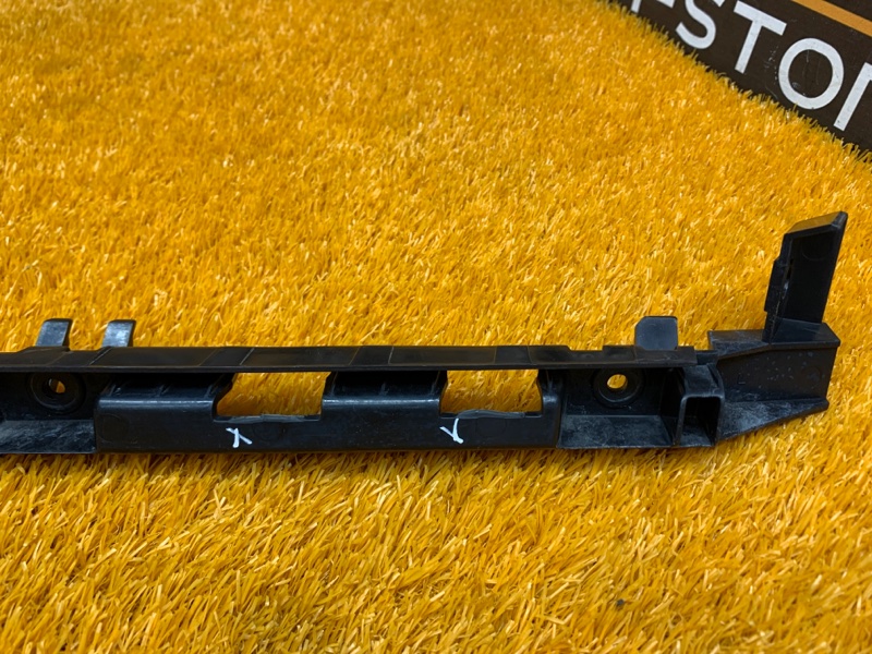 крепление бампера, 340 рублей, Красноярск