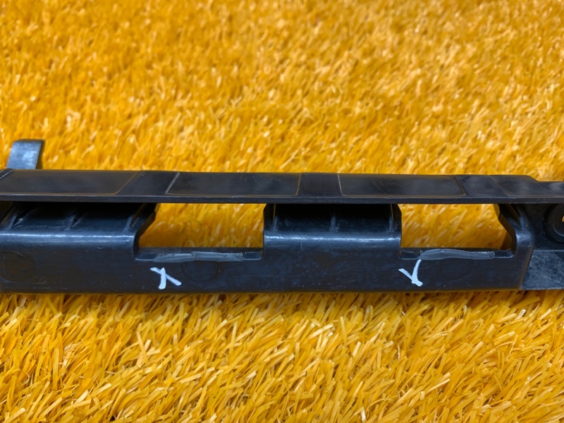 крепление бампера, 340 рублей, Красноярск