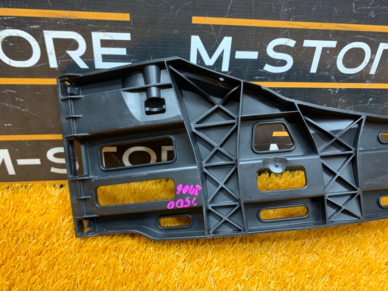 крепление бампера, 630 рублей, Красноярск