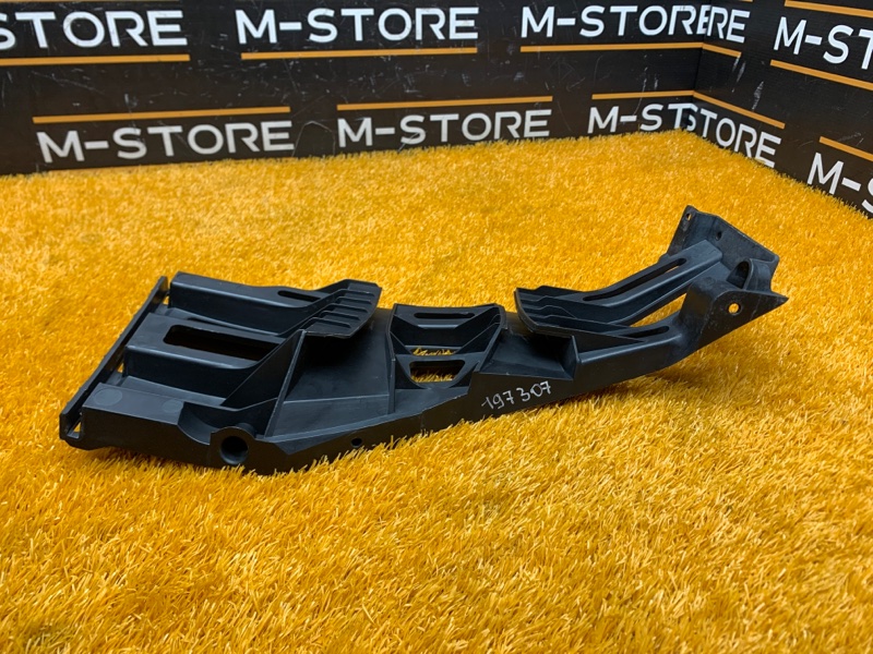 крепление бампера, 630 рублей, Красноярск