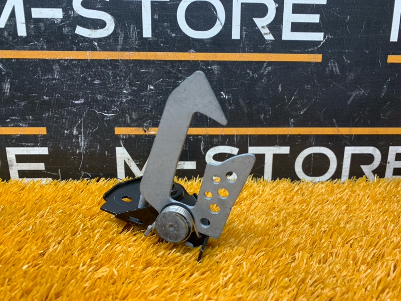 замок капота, 500 рублей, Красноярск