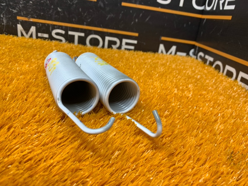 Пружина багажника, 410 рублей, Красноярск