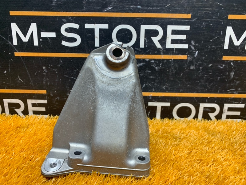 Кронштейн подушки двигателя, 630 рублей, Красноярск