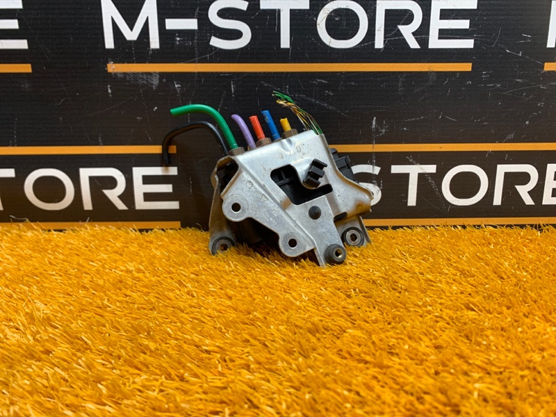 Блок клапанов пневмоподвески, 7000 рублей, Красноярск