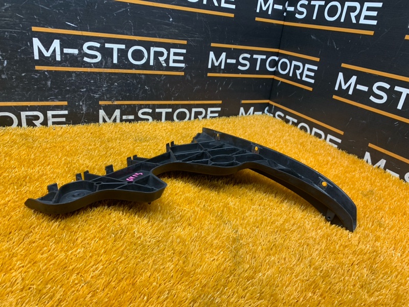 крепление бампера, 300 рублей, Красноярск