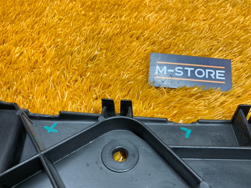 крепление бампера, 300 рублей, Красноярск