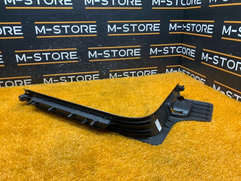 Накладка на порог салона, 440 рублей, Красноярск