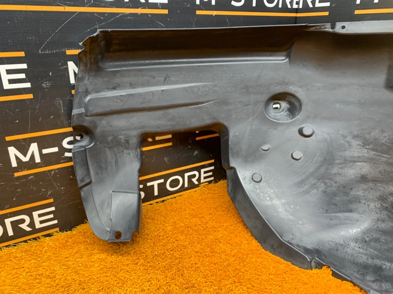 подкрылок, 600 рублей, Красноярск