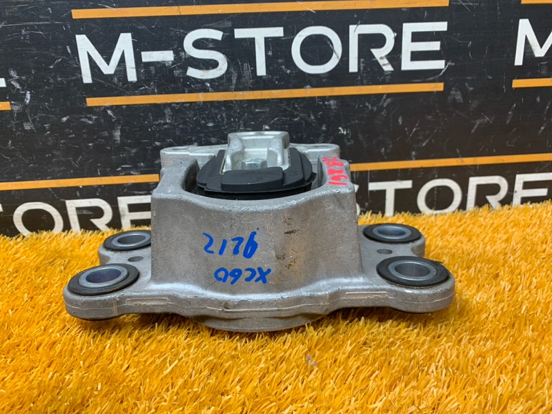 подушка двигателя, 2080 рублей, Красноярск