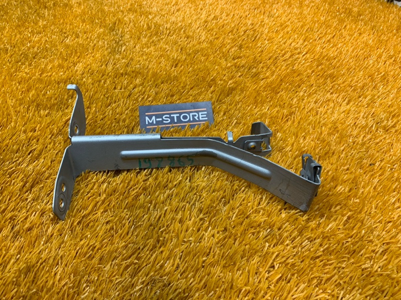 крепление бампера, 340 рублей, Красноярск