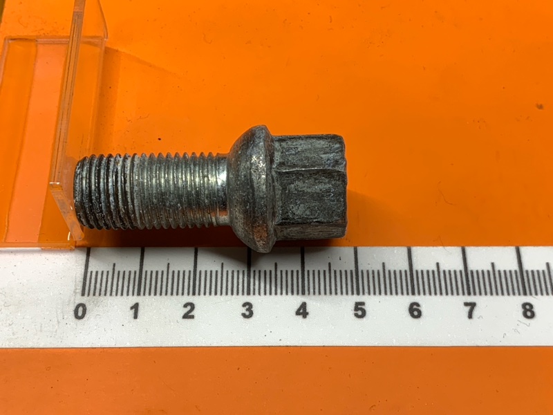 болт колесный, 1600 рублей, Красноярск