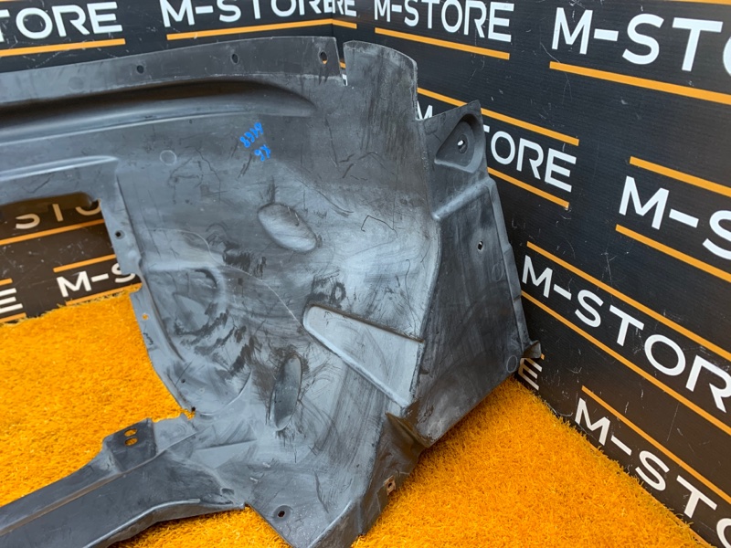 подкрылок, 1200 рублей, Красноярск