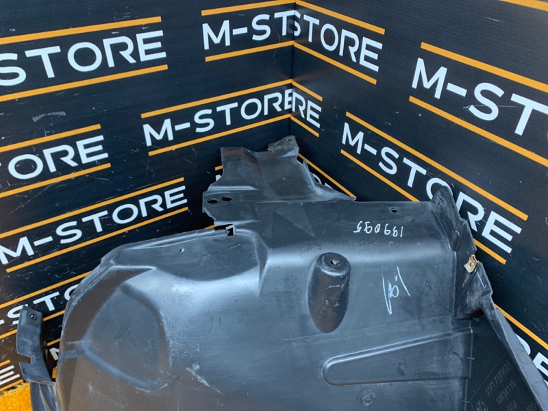 подкрылок, 1200 рублей, Красноярск