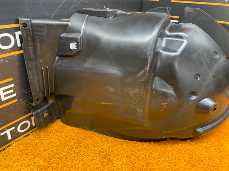 подкрылок, 600 рублей, Красноярск