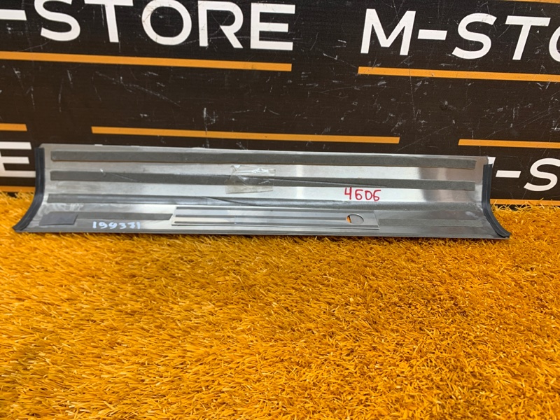 Накладка на порог салона, 350 рублей, Красноярск