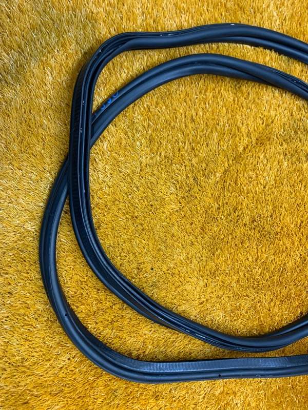 Уплотнитель двери багажника, 930 рублей, Красноярск