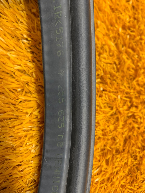 Уплотнитель двери багажника, 930 рублей, Красноярск