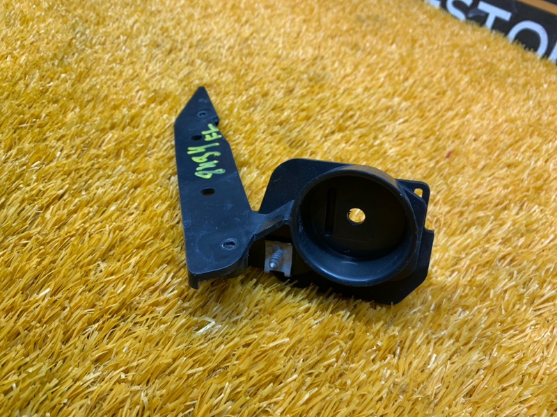 крепление бампера, 500 рублей, Красноярск