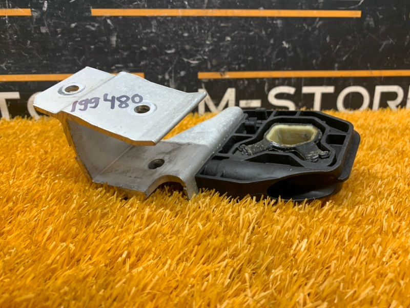 Кронштейн радиатора, 500 рублей, Красноярск