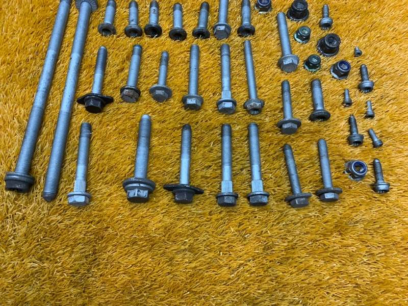 Болты и гайки задней подвески, 630 рублей, Красноярск