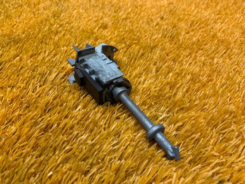 Личинка замка двери, 1920 рублей, Красноярск