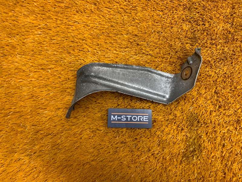 Кронштейн теплового экрана, 300 рублей, Красноярск