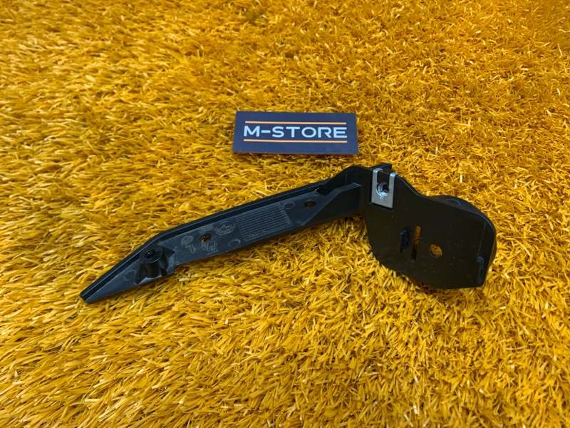 крепление бампера, 500 рублей, Красноярск