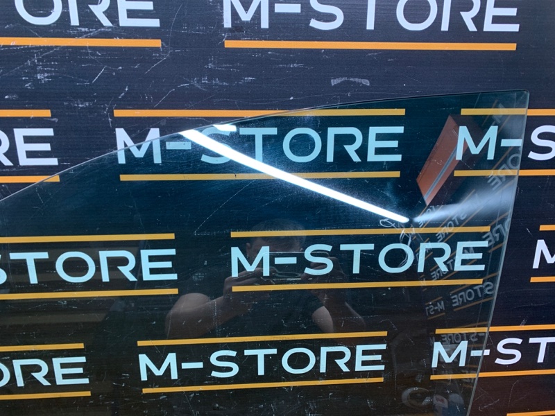 Стекло боковое, 500 рублей, Красноярск