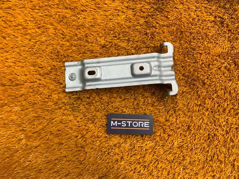 кронштейн центральной консоли, 300 рублей, Красноярск