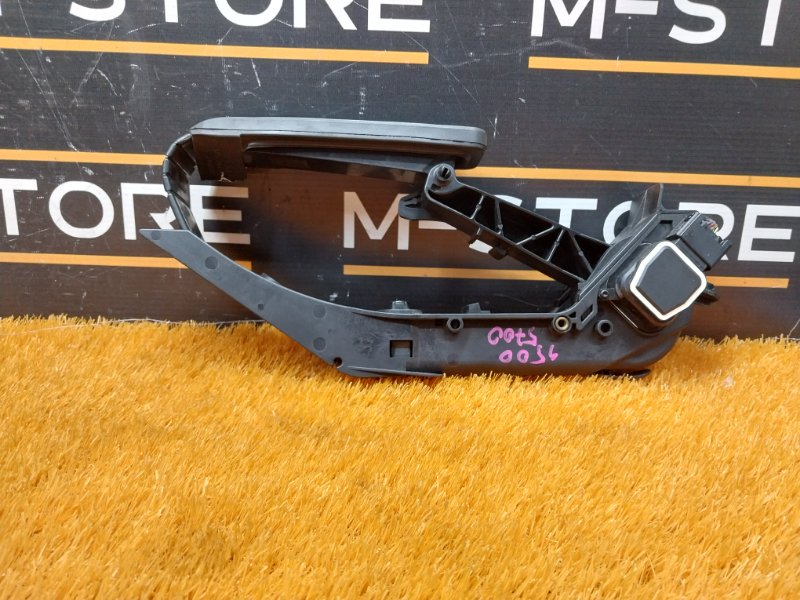 педаль газа, 730 рублей, Красноярск