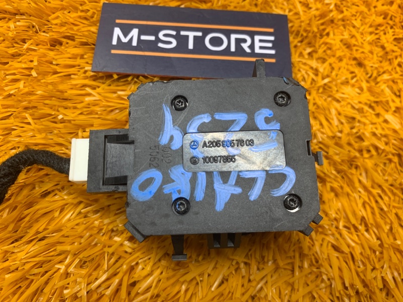 кнопка регулировки сиденья, 700 рублей, Красноярск