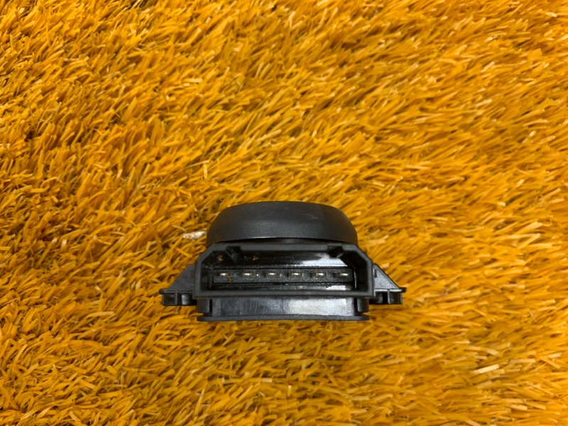 кнопка регулировки сиденья, 700 рублей, Красноярск