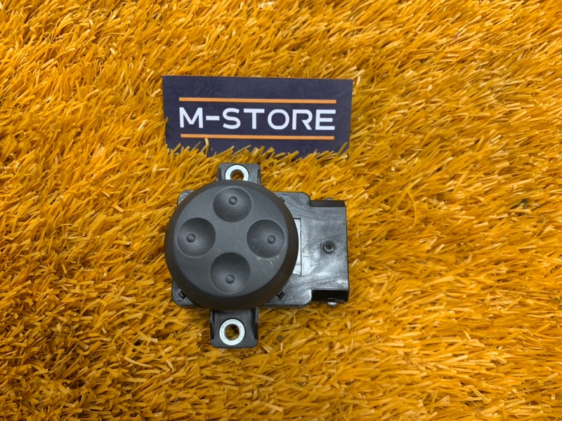 кнопка регулировки сиденья, 700 рублей, Красноярск