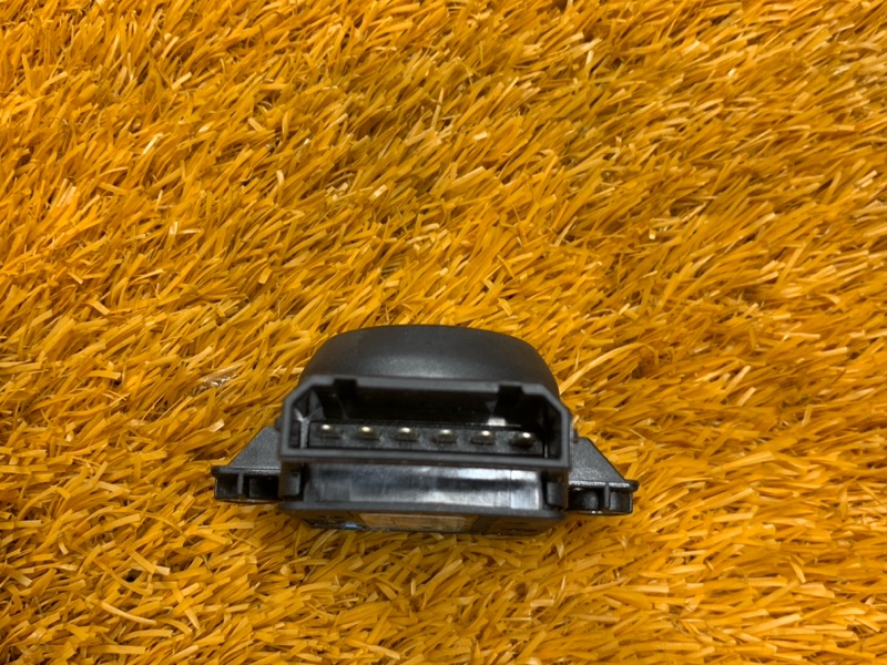 кнопка регулировки сиденья, 700 рублей, Красноярск