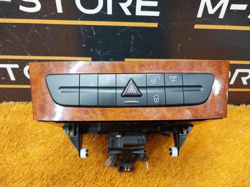 Блок кнопок (подогрев сидений), 1300 рублей, Красноярск