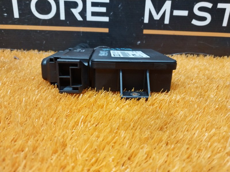 Блок управления стояночным тормозом, 500 рублей, Красноярск