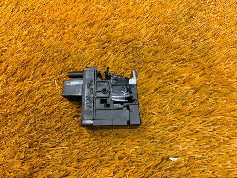 Кнопка стояночного тормоза, 500 рублей, Красноярск