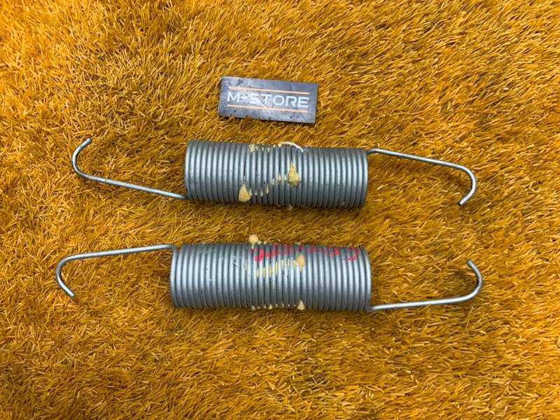 Пружина багажника, 1420 рублей, Красноярск