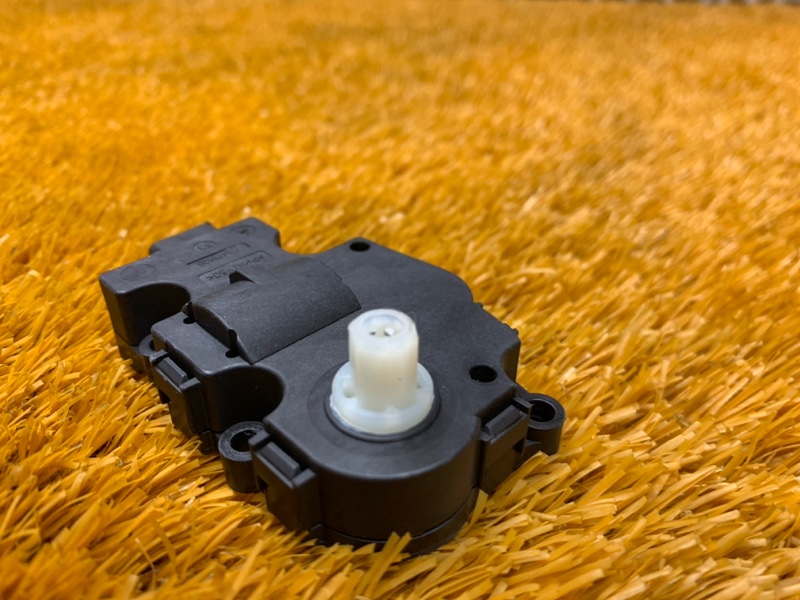 привод заслонки отопителя, 100 рублей, Красноярск