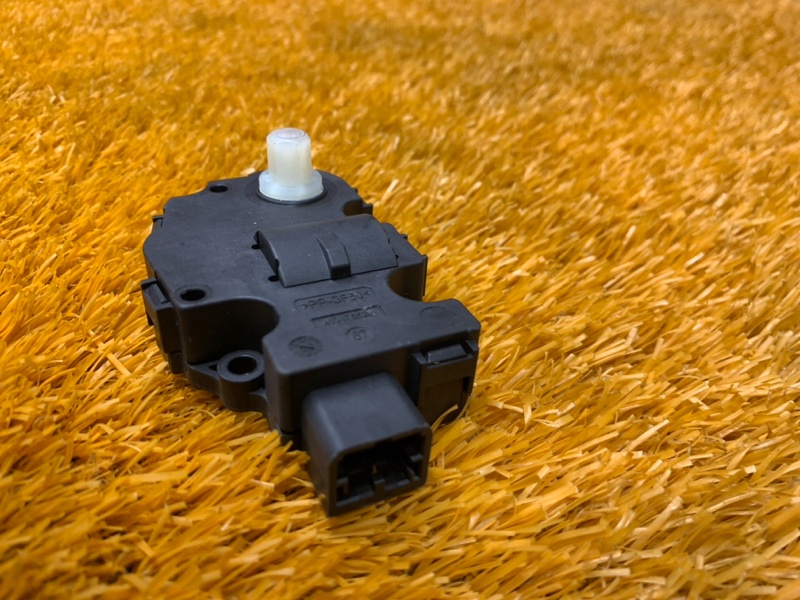 привод заслонки отопителя, 100 рублей, Красноярск