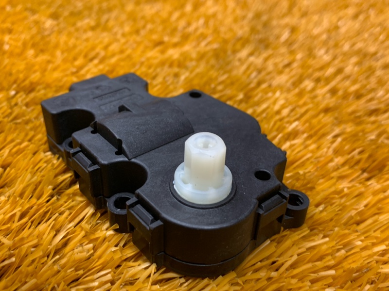 привод заслонки отопителя, 100 рублей, Красноярск