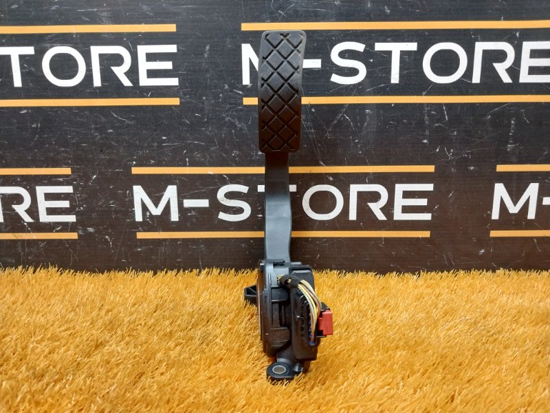 педаль газа, 500 рублей, Красноярск