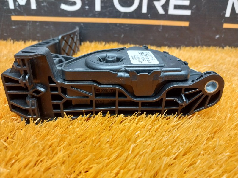 педаль газа, 500 рублей, Красноярск